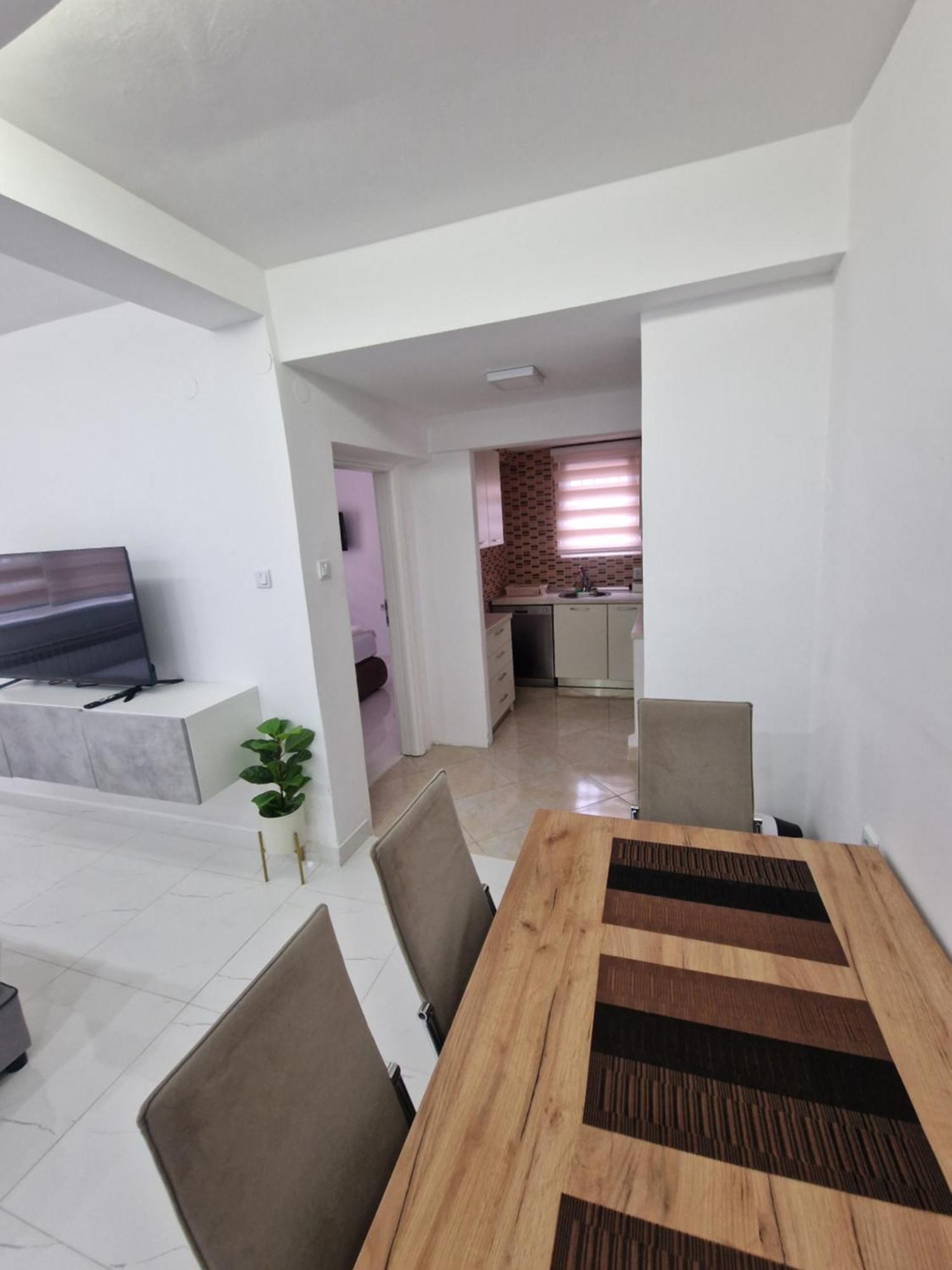 Apartments Natural And Bungalows 2 Sarajevo Bagian luar foto