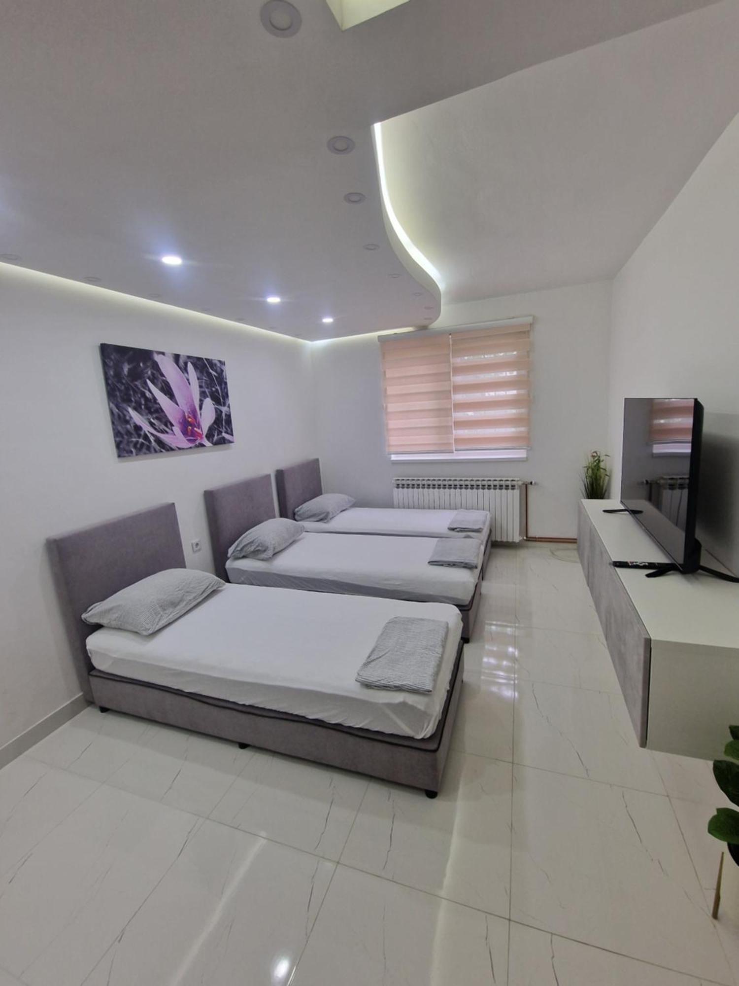 Apartments Natural And Bungalows 2 Sarajevo Bagian luar foto