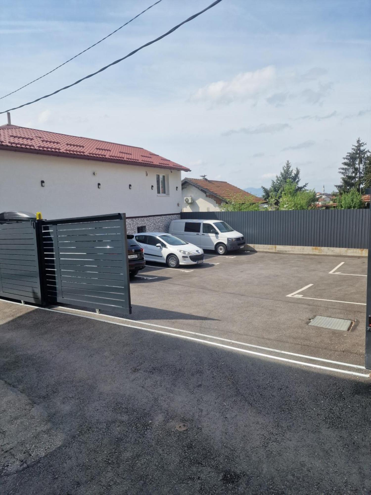 Apartments Natural And Bungalows 2 Sarajevo Bagian luar foto